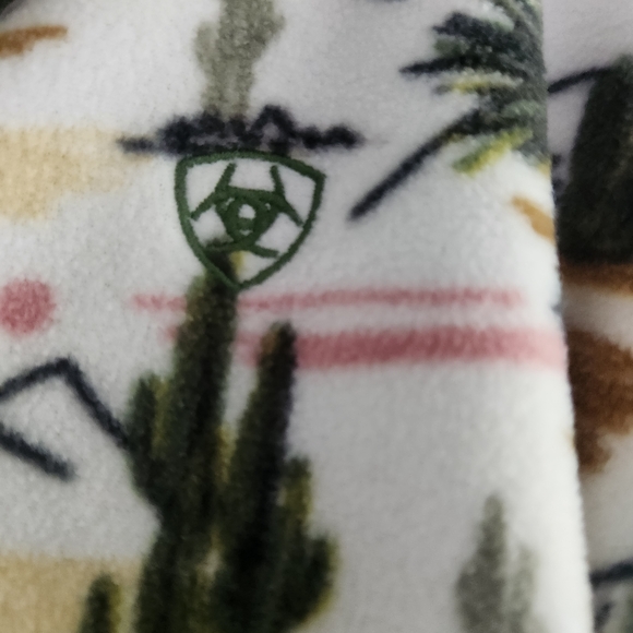 Ariat Green and Brown Outdoor Sweatshirt - Picture 4 of 5